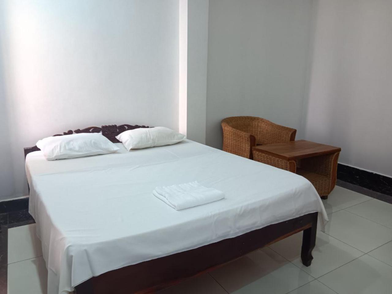 Good Morning Kampot Hotel Ngoại thất bức ảnh