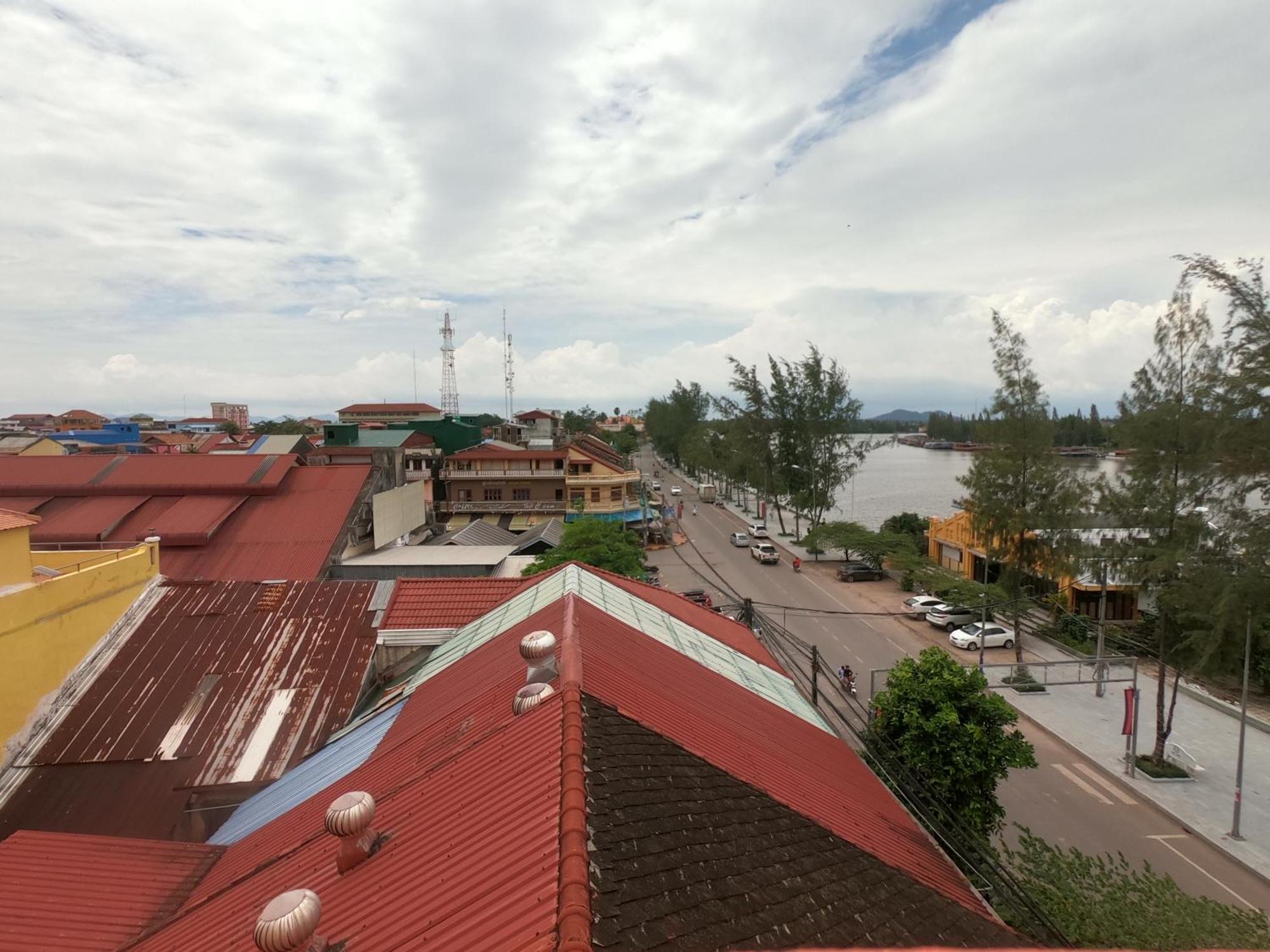 Good Morning Kampot Hotel Ngoại thất bức ảnh