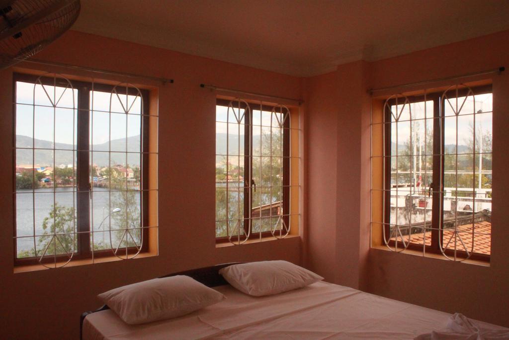 Good Morning Kampot Hotel Ngoại thất bức ảnh