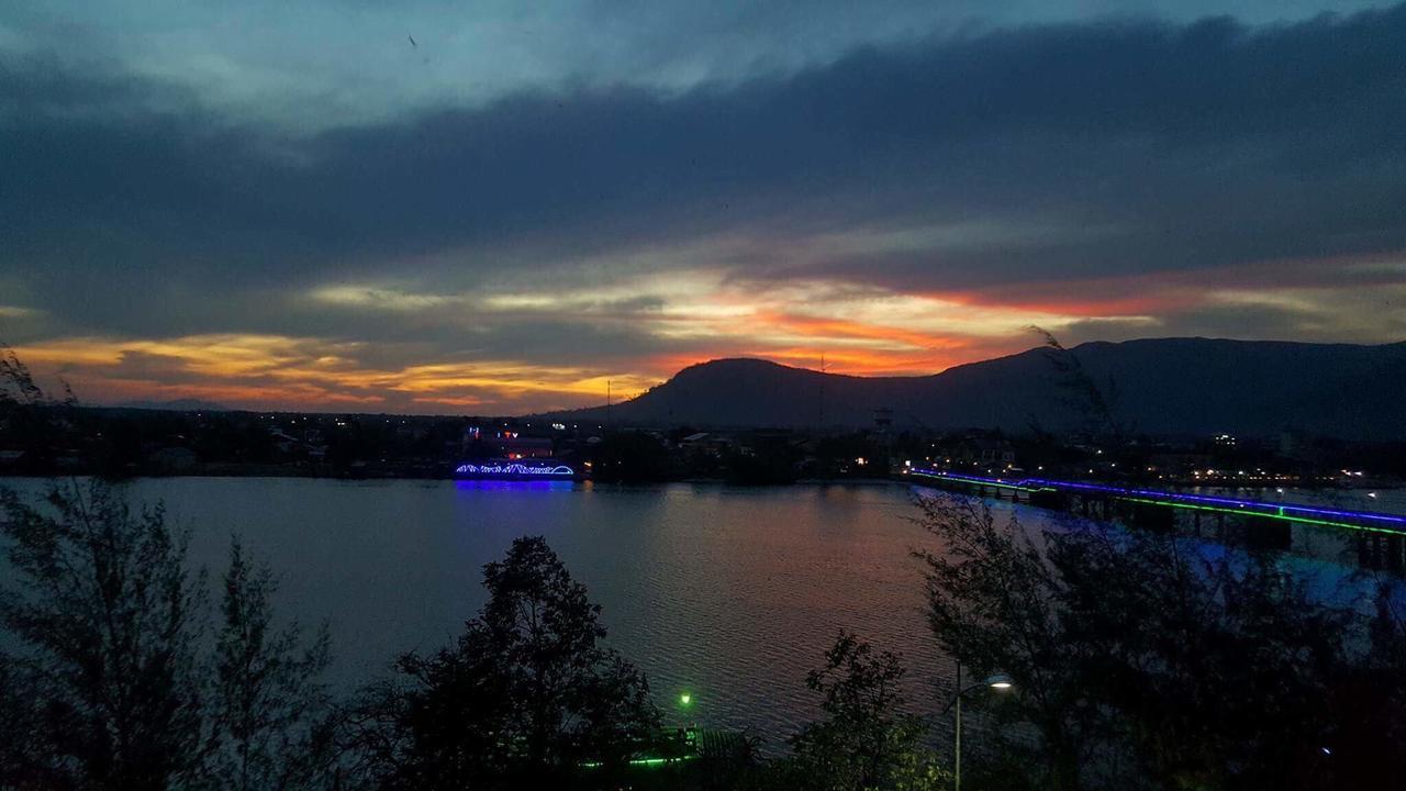 Good Morning Kampot Hotel Ngoại thất bức ảnh
